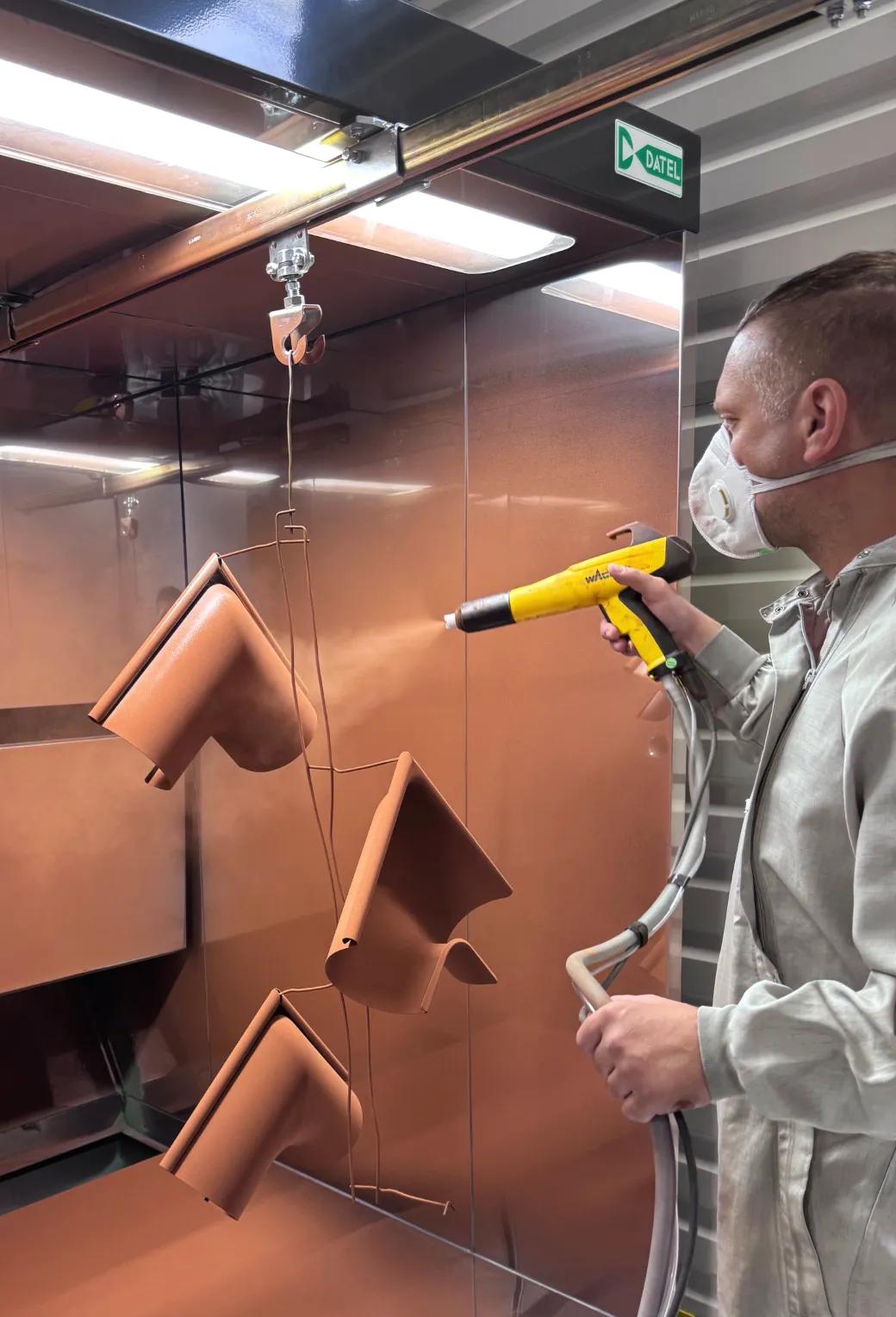 Obraz - Produkty KJG lakierowane w kolorach niestandardowych