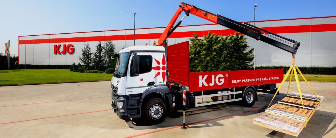 Obraz - Samochody ciężarowe z ramieniem hydraulicznym